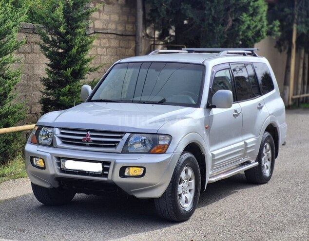 Mitsubishi Pajero 2001, 236,000 km - 3.2 l - Bakı