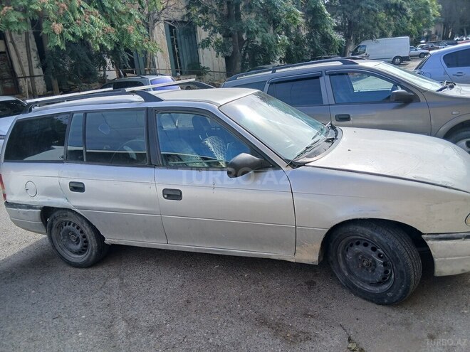 Opel Astra 1997, 685,532 km - 1.6 l - Bakı