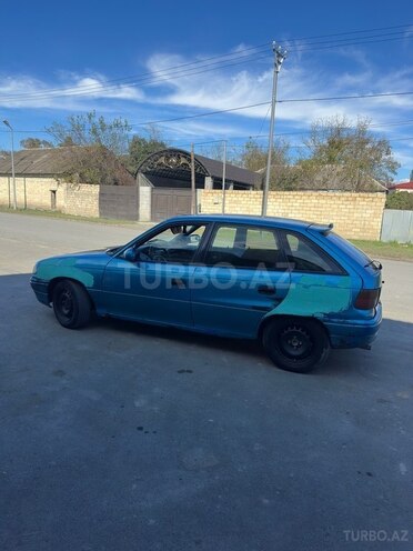 Opel Astra 1992, 358,436 km - 1.4 л - Balakən