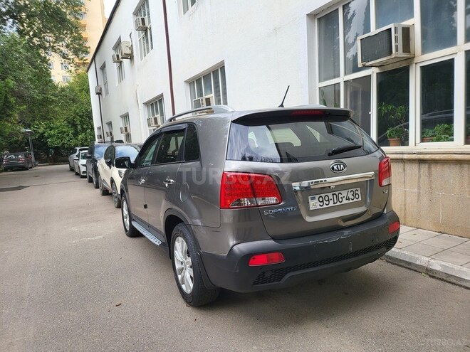 Kia Sorento 2010, 318,000 km - 2.0 l - Bakı
