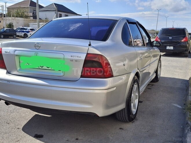 Opel Vectra 1999, 208,000 km - 1.6 l - Sumqayıt