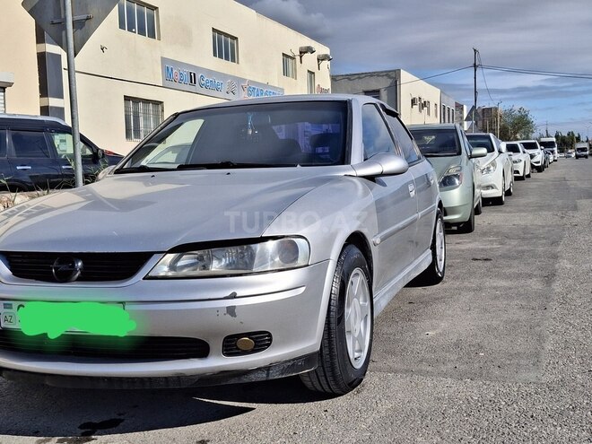 Opel Vectra 1999, 208,000 km - 1.6 l - Sumqayıt