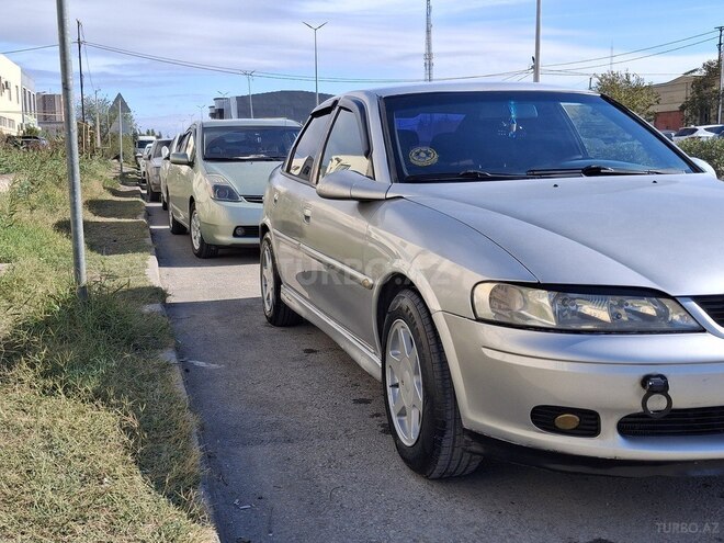 Opel Vectra 1999, 208,000 km - 1.6 l - Sumqayıt
