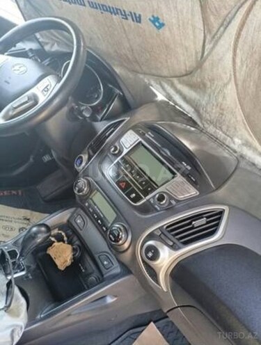 Hyundai ix35 2011, 180,000 km - 2.0 l - Bakı