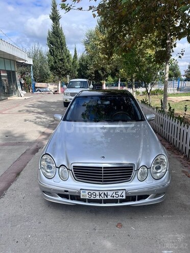 Mercedes E 270 2002, 356,695 km - 2.7 l - İmişli