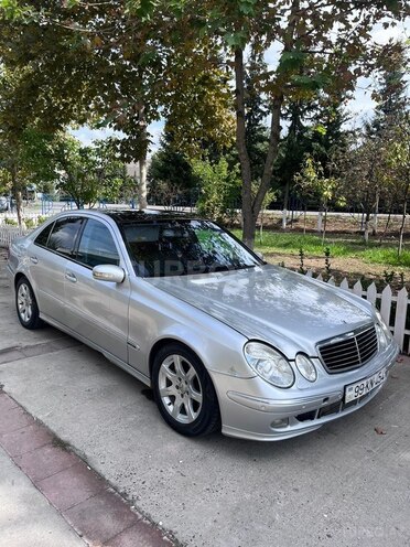 Mercedes E 270 2002, 356,695 km - 2.7 l - İmişli
