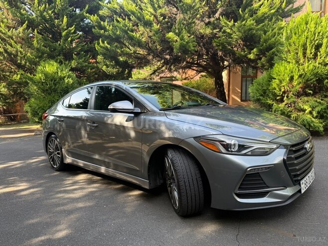 Hyundai Elantra 2017, 203,582 km - 1.6 l - Zaqatala