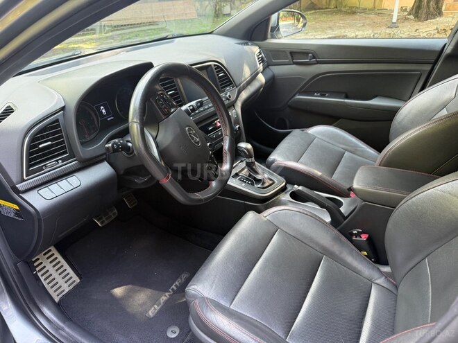 Hyundai Elantra 2017, 203,582 km - 1.6 l - Zaqatala