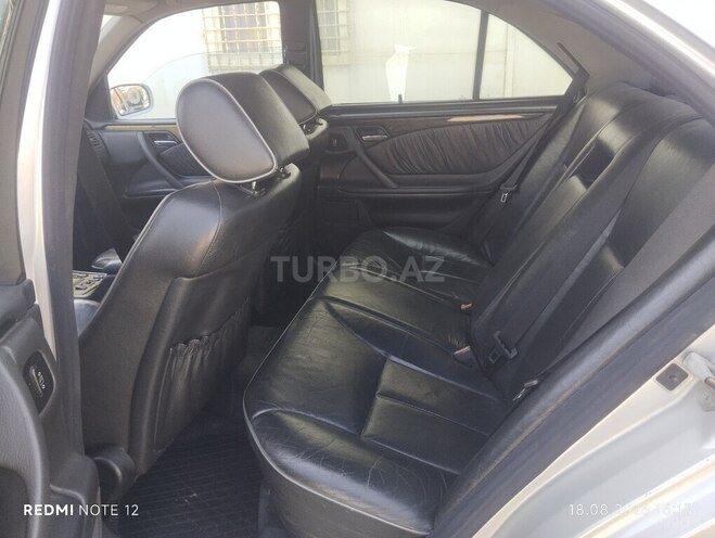 Mercedes E 320 1999, 414,475 km - 3.2 л - Bakı