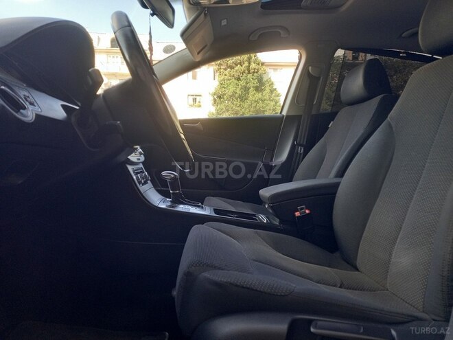 Volkswagen Passat 2010, 245,300 km - 1.8 l - Gəncə