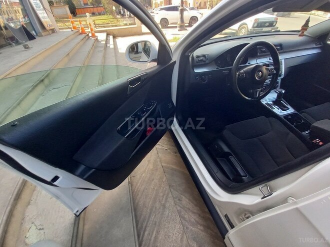 Volkswagen Passat 2010, 245,300 km - 1.8 l - Gəncə