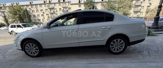 Volkswagen Passat 2010, 245,300 km - 1.8 l - Gəncə