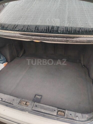 Mercedes E 270 1999, 946,234 km - 2.7 л - Bakı