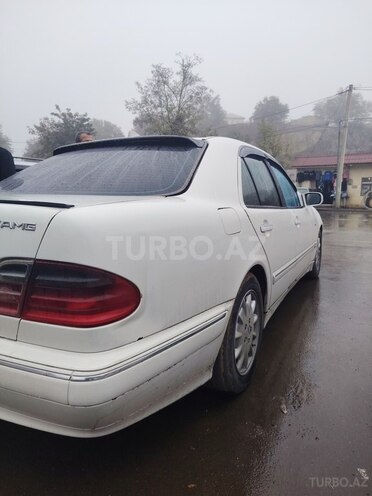 Mercedes E 270 1999, 946,234 km - 2.7 л - Bakı