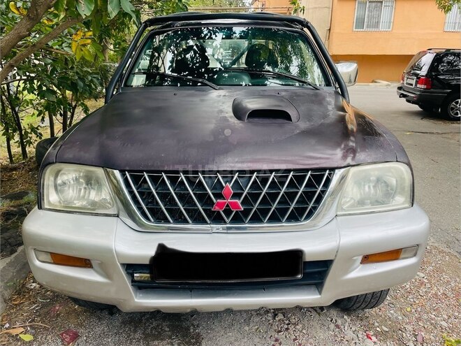 Mitsubishi L200 2004, 224,557 km - 2.5 л - Bakı