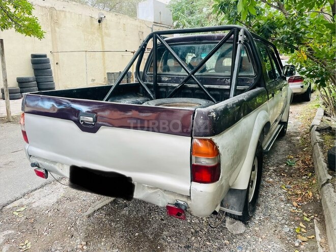 Mitsubishi L200 2004, 224,557 km - 2.5 л - Bakı