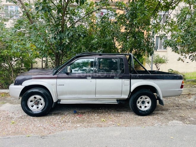 Mitsubishi L200 2004, 224,557 km - 2.5 л - Bakı