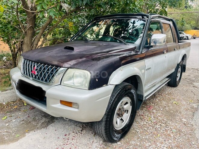 Mitsubishi L200 2004, 224,557 km - 2.5 л - Bakı