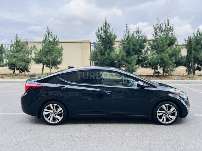 Hyundai Elantra 2015, 145,251 km - 1.8 l - Bakı