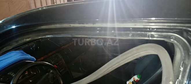 Mercedes E 220 2001, 450,000 km - 2.2 л - Hacıqabul