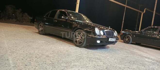 Mercedes E 220 2001, 450,000 km - 2.2 л - Hacıqabul