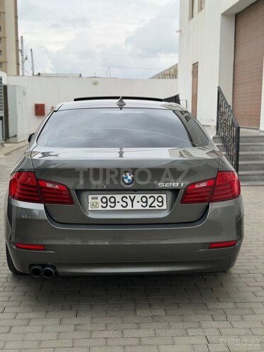 BMW 528 2014, 262,000 km - 2.0 l - Bakı