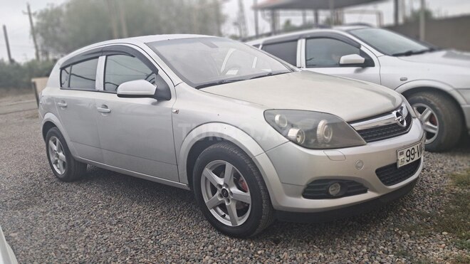 Opel Astra 2007, 469,703 km - 1.3 l - Salyan
