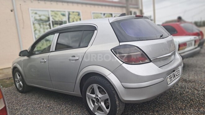 Opel Astra 2007, 469,703 km - 1.3 l - Salyan