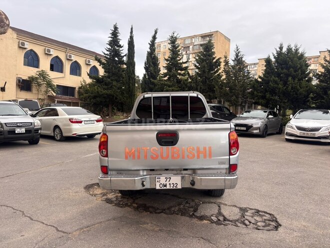 Mitsubishi L200 2014, 294,000 km - 2.5 л - Bakı