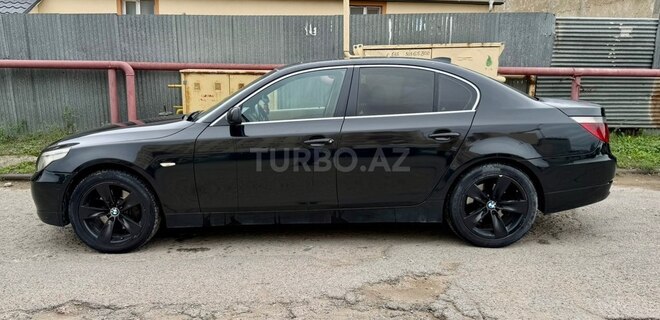 BMW 525 2005, 300,000 km - 3.0 л - Bakı