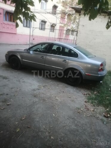 Volkswagen Passat 2001, 231,580 km - 1.8 l - Mingəçevir