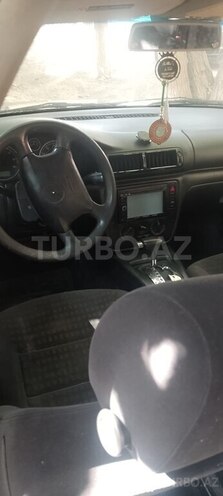 Volkswagen Passat 2001, 231,580 km - 1.8 l - Mingəçevir