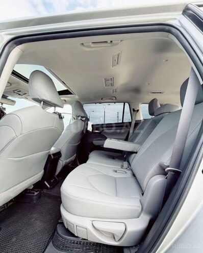 Toyota Highlander 2022, 69,900 km - 2.5 л - Bakı
