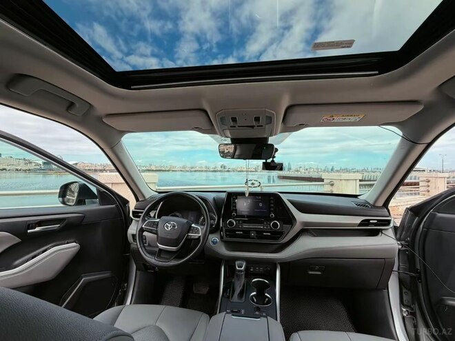 Toyota Highlander 2022, 69,900 km - 2.5 л - Bakı