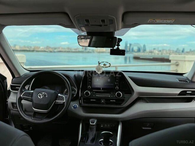 Toyota Highlander 2022, 69,900 km - 2.5 л - Bakı