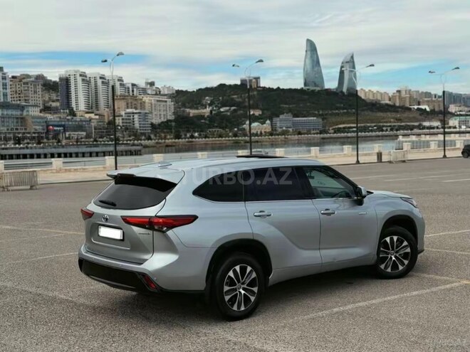 Toyota Highlander 2022, 69,900 km - 2.5 л - Bakı