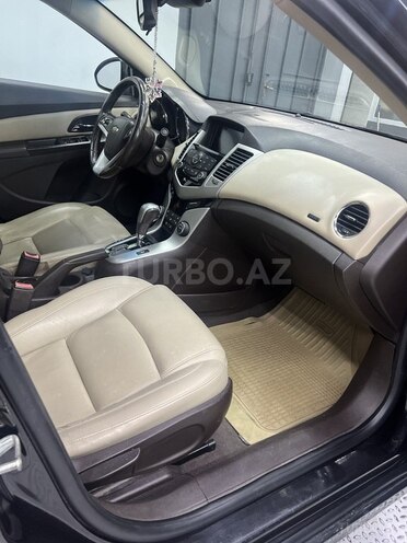 Chevrolet Cruze 2014, 291,470 km - 1.4 л - Sumqayıt