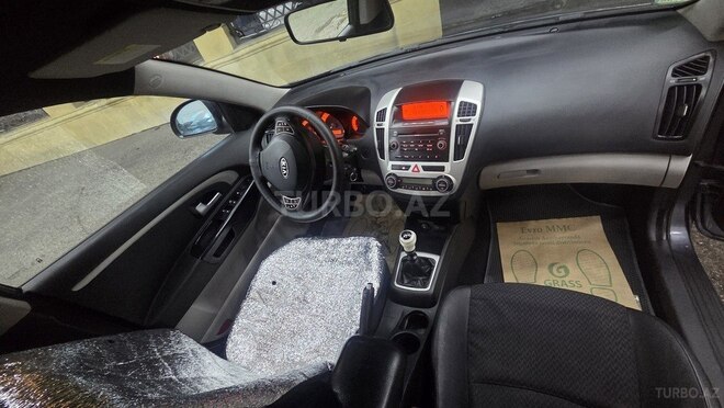 Kia  2009, 395,000 km - 1.6 l - Bakı