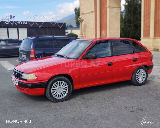 Opel Astra 1996, 603,536 km - 1.6 l - Balakən