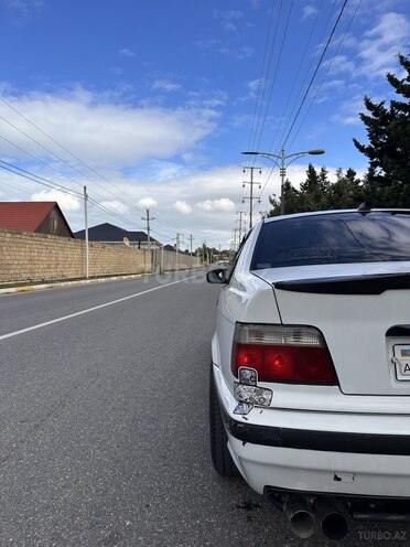 BMW 320 1992, 398,000 km - 2.0 l - Bakı