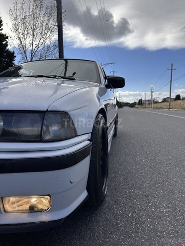 BMW 320 1992, 398,000 km - 2.0 l - Bakı
