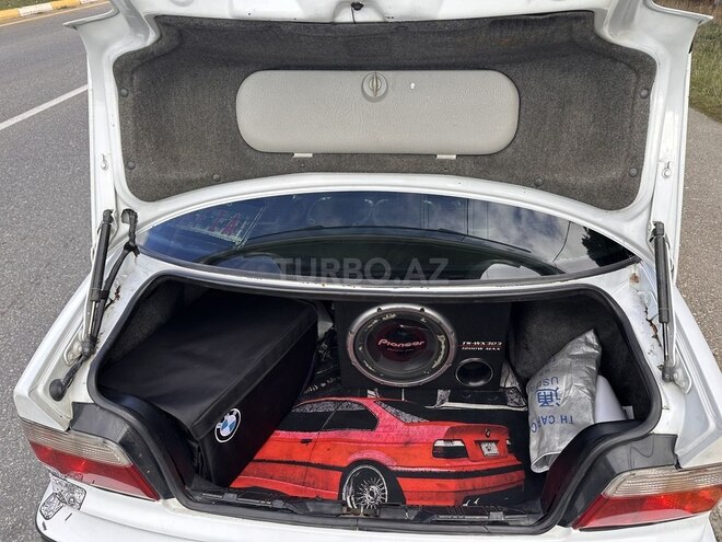 BMW 320 1992, 398,000 km - 2.0 l - Bakı