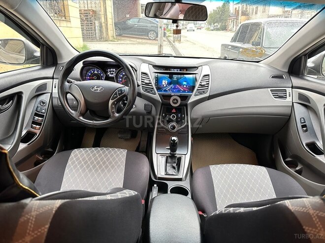 Hyundai Elantra 2014, 223,005 km - 1.8 l - Quba
