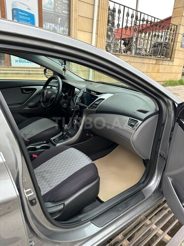 Hyundai Elantra 2014, 223,005 km - 1.8 l - Quba