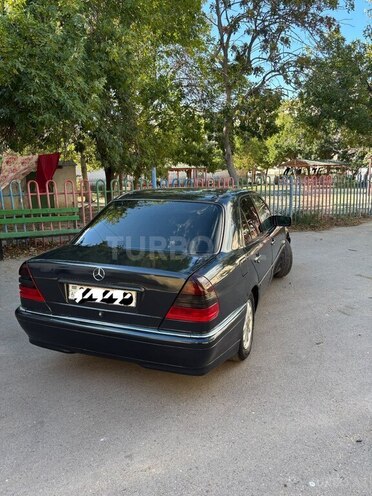 Mercedes C 240 1999, 425,623 km - 2.4 l - Sumqayıt