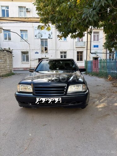 Mercedes C 240 1999, 425,623 km - 2.4 l - Sumqayıt