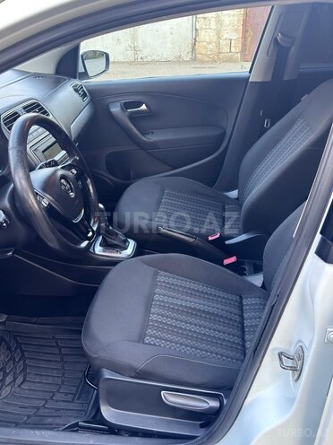 Volkswagen Polo 2019, 143,000 km - 1.6 l - Bakı