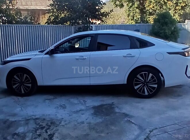 Changan  2025, 85,000 km - 1.5 l - Bakı
