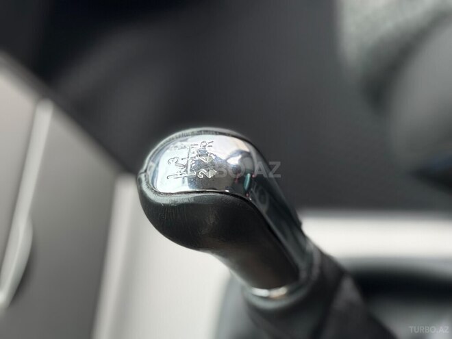 Toyota Corolla 2005, 139,111 km - 1.4 l - Bakı