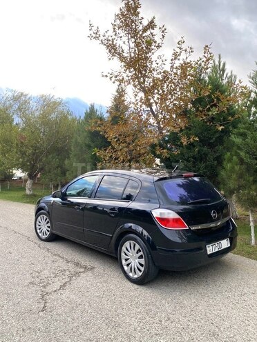 Opel Astra 2005, 304,000 km - 1.4 л - Bakı